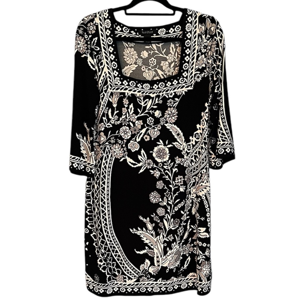 White House Black Market 3/4 Slight Bell Sleeve Size L